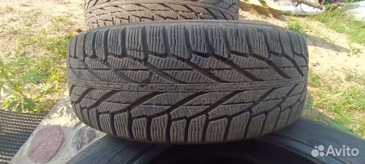 Nokian Tyres Hakkapeliitta R2 SUV 225/65 R17