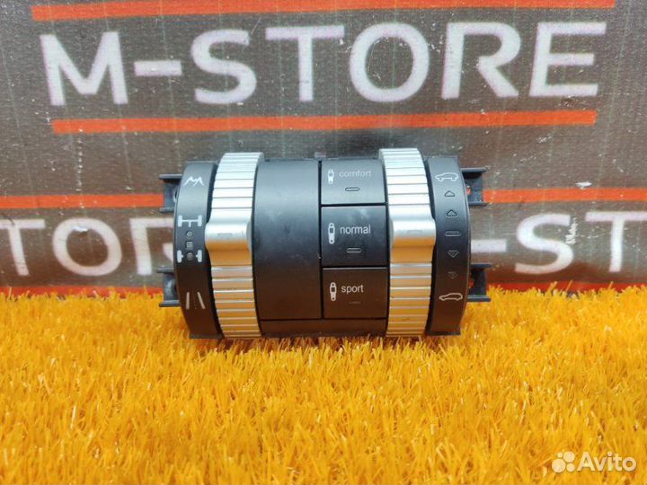 Кнопка управления подвеской Porsche Cayenne 955