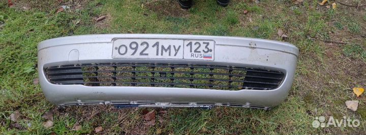 Передний бампер Opel Zafira A