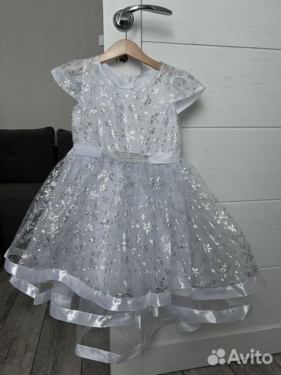 Платье для девочки новогоднее снежинка