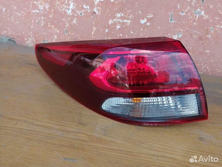 Задний левый фонарь kia rio x-line