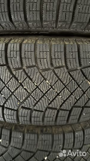 Pirelli Ice Zero FR 195/65 R15 95T