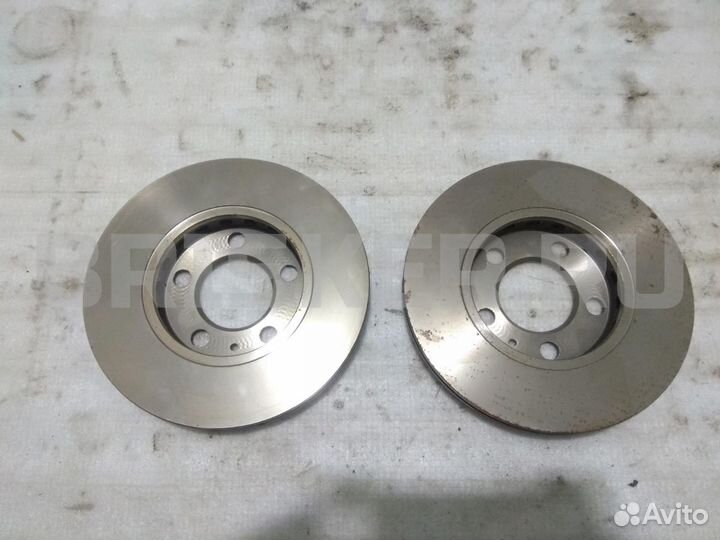 Диск тормозной перед Шкода Фабия 1