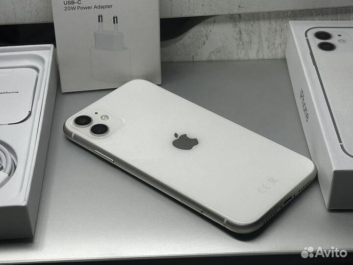 iPhone 11, 128 ГБ