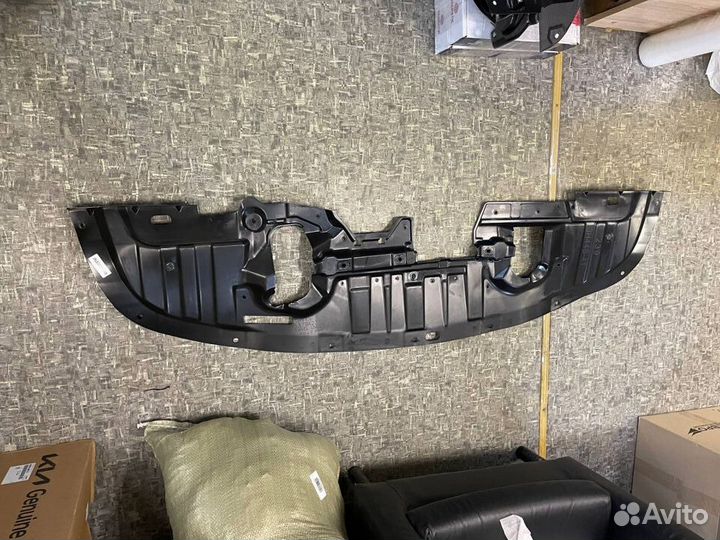 Пыльник переднего бампера Mitsubishi Lancer X