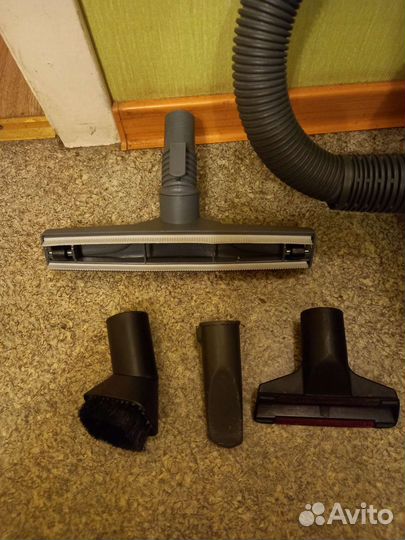 Пылесос Вихрь