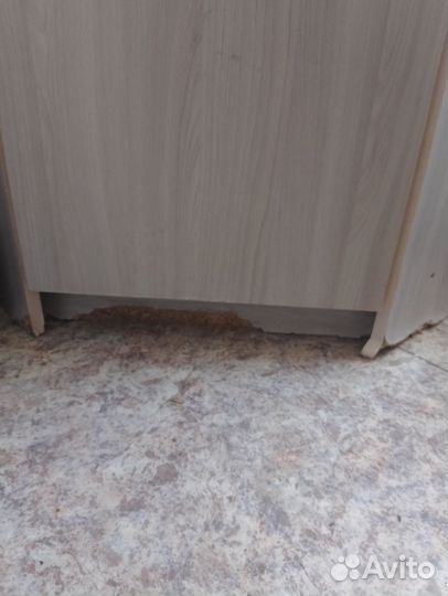 Угловой шкаф