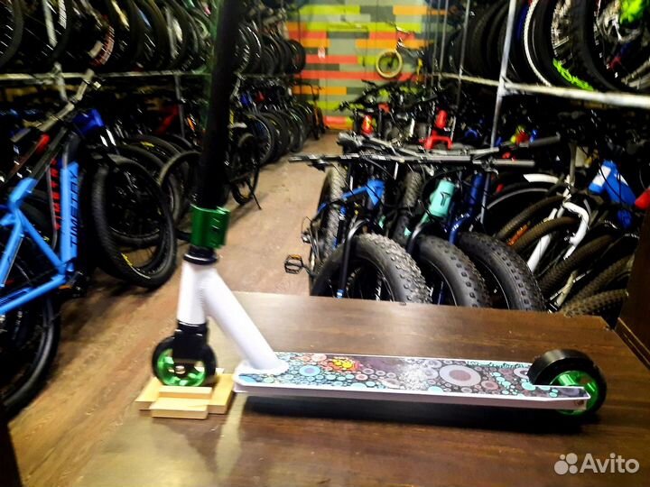 Трюковой самокат