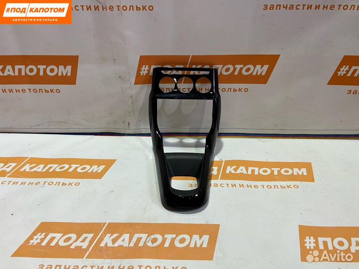 Декоративная накладка центральной консоли Peugeot