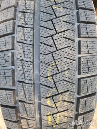 Pirelli Formula Ice FR 205/60 R16 96T