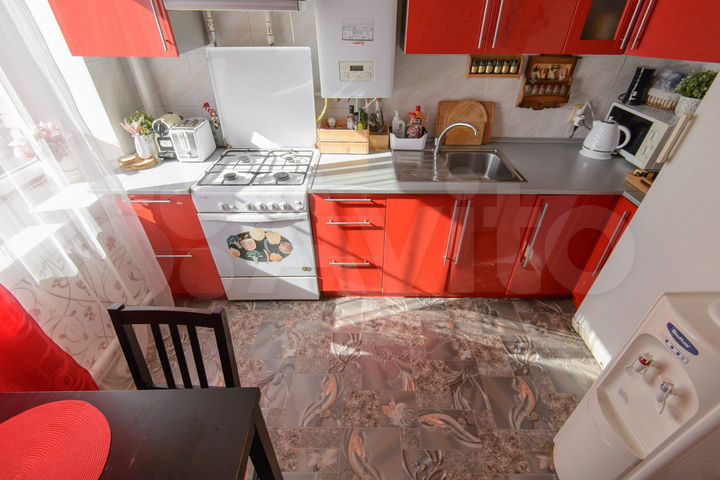 2-к. квартира, 52 м², 2/3 эт.