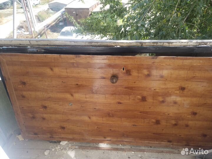 Металлическая дверь бу