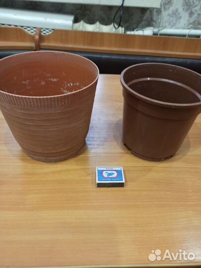 Горшки цветочные - 2 шт