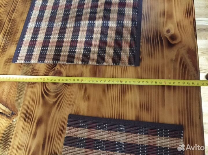 Стол из натурального дерева