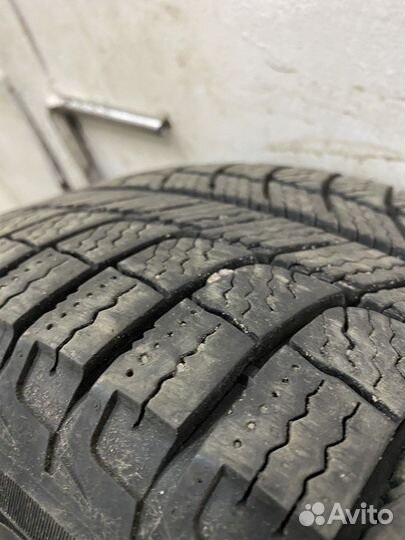 Michelin X-Ice 2 205/55 R16