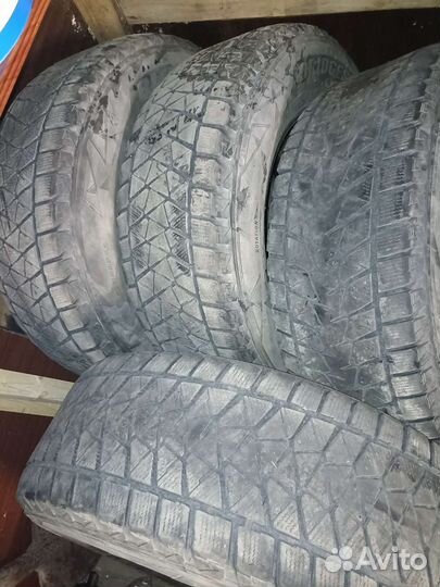 Bridgestone Blizzak DM-V2 265/65 R17 112R