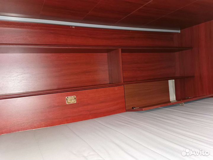 Кровать и шкаф Флинт (двухярусная)