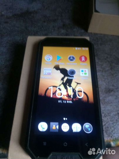 Blackview BV4000, 8 ГБ