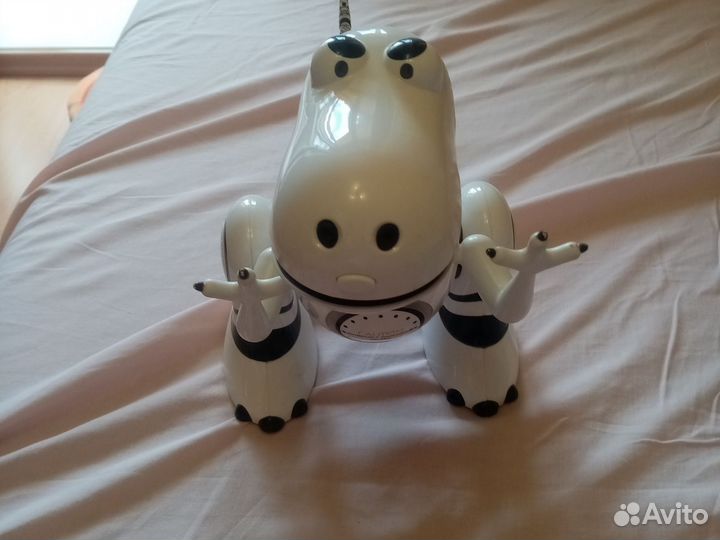 Робот динозавр