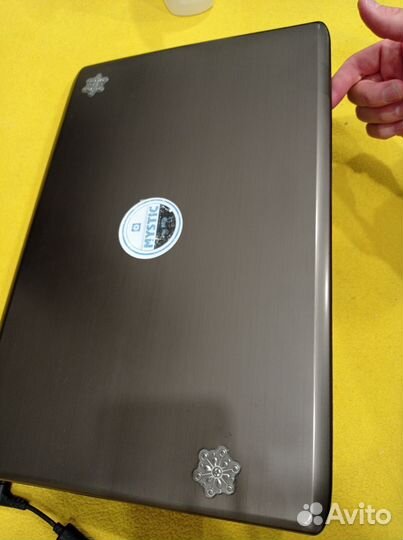 Ноутбук Dexp 17 дюймов