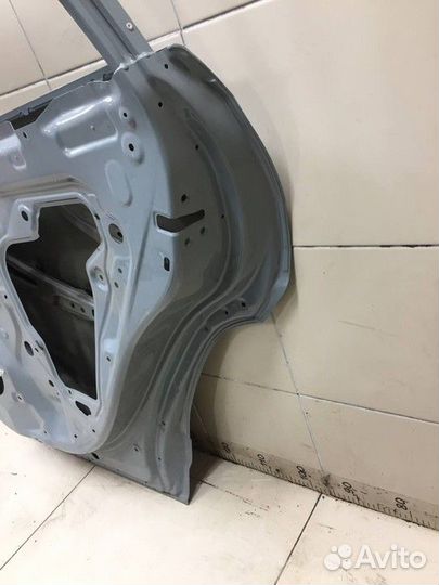 Дверь задняя правая Toyota RAV4