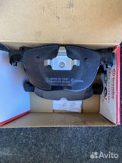 Brembo Комплект тормозных колодок P06076