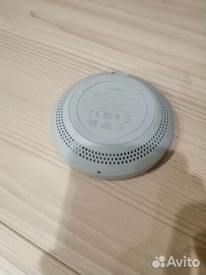 Huawei SuperCharge Wireless 27 Вт (макс.)*