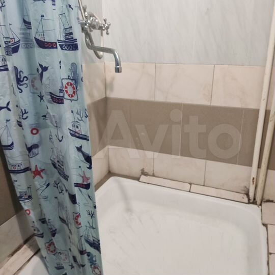 Комната 13,5 м² в 1-к., 4/4 эт.