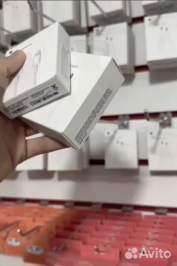 Зарядка на iPhone