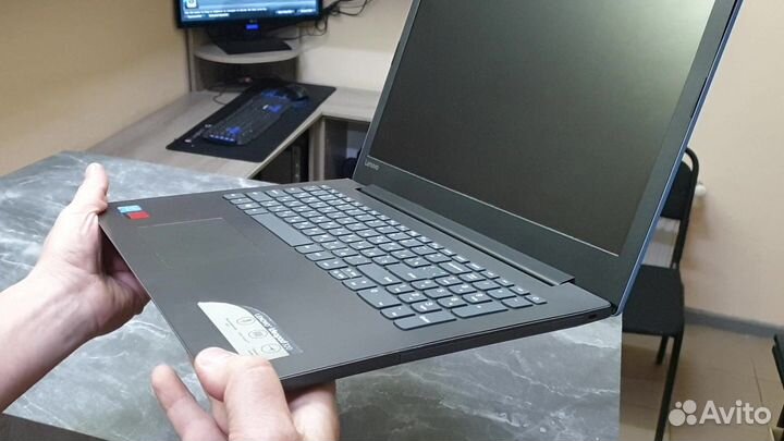 Ноутбук Lenovo (4 Ядра / 2 Гб Видеокарта)