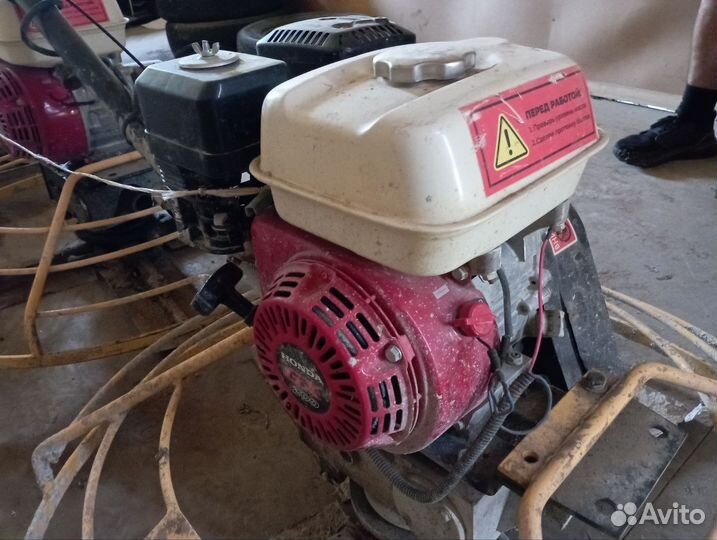 Затирочная машина по бетону SPT-361