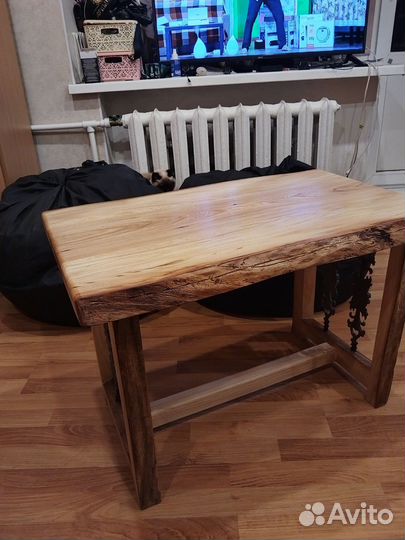 Журнальный стол