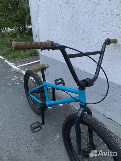 Велосипед bmx с тормозами