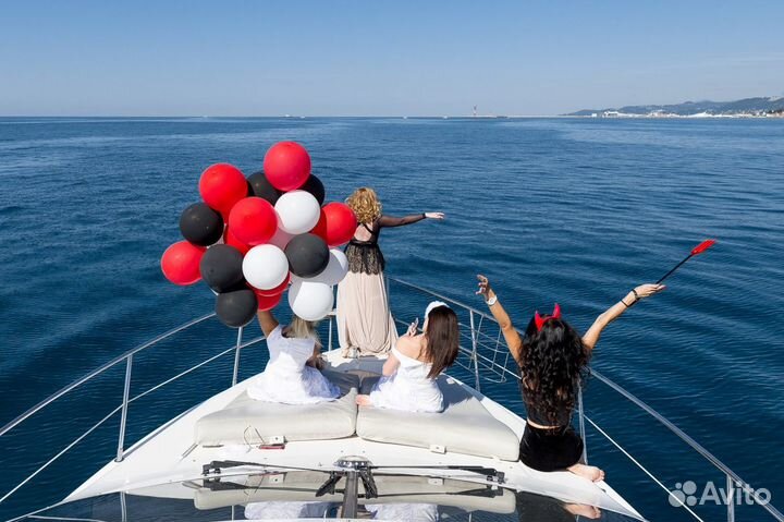 Морские прогулки.Яхты.Катера