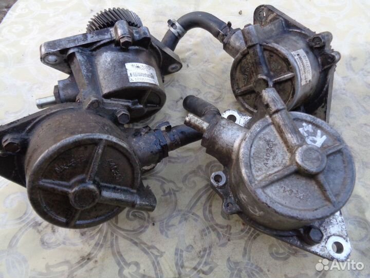 Вакуумный насос на Мазда вт 50 и Форд рейнджер