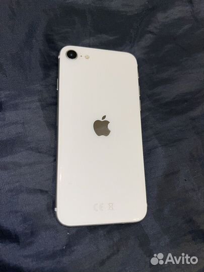 iPhone SE, 128 ГБ