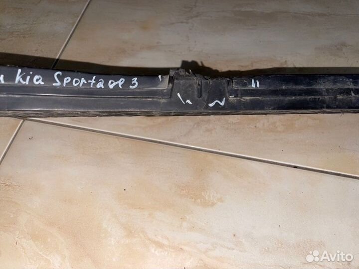 Усилитель переднего бампера Kia Sportage 3 С 2010