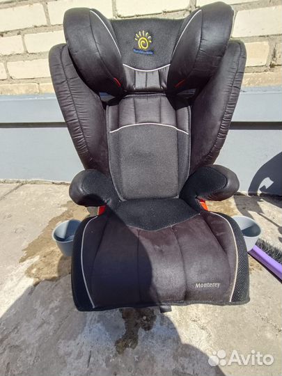 Детское автомобильное кресло