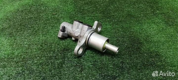 Цилиндр тормозной главный Audi Audi A8 4E 2002