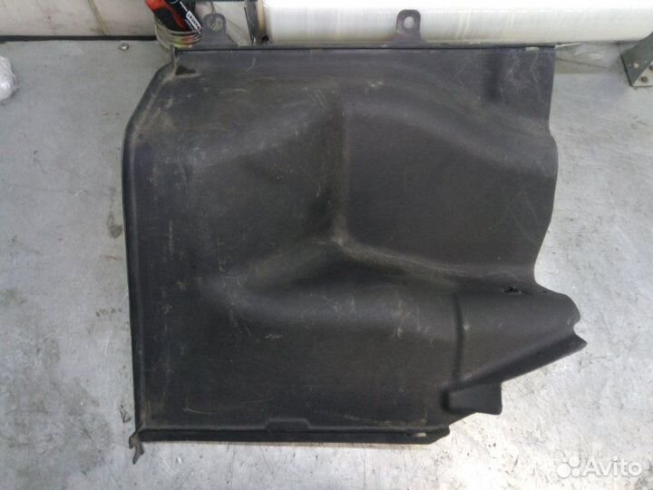 Обшивка багажника левая Hyundai Accent Ii седан