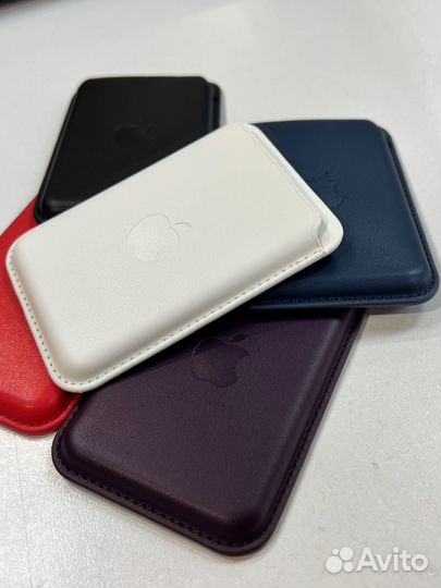 Картхолдер для iPhone с MagSafe белый