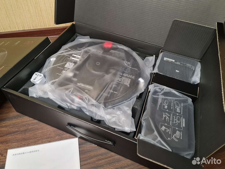 Робот-пылесос Xiaomi Mi Robot Vacuum-Mop 2 Pro