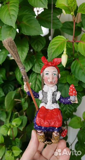 Ёлочная игрушка из ваты на проволочном каркасе