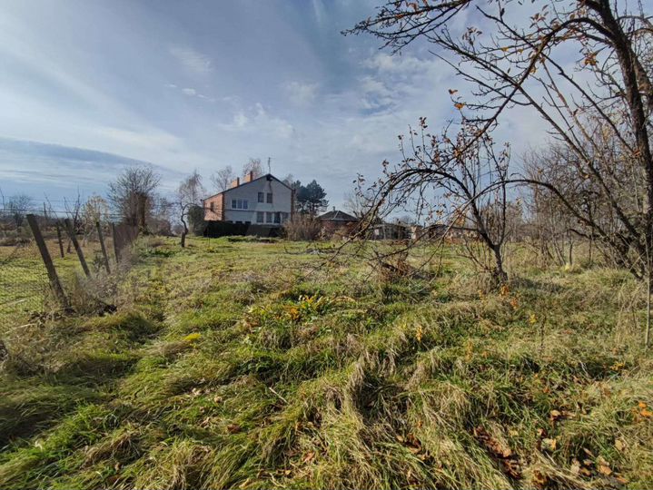 Дом 304 м² на участке 18,9 сот.