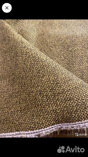 Кусок замши и отрез мебельной ткани