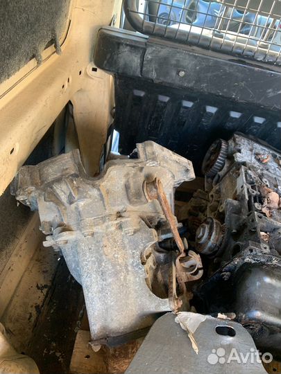 Двигатель коробка Citroen Berlingo 1.4