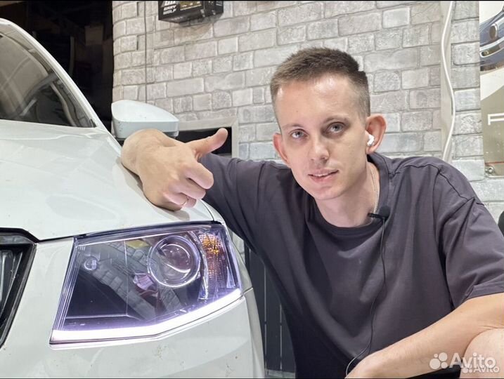 Ученик в студию автосвета