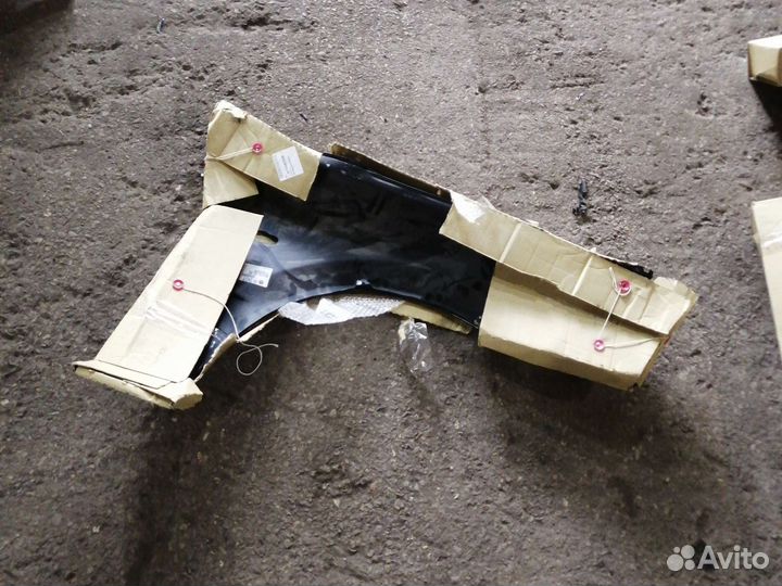 Крыло перед. левое mazda Familia B30d5-2211 98-04