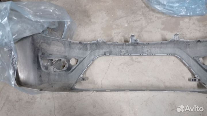 Бампер передний на suzuki grand vitara 2014