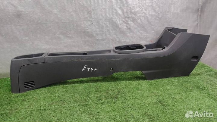 Консоль центральная (без подлокотника) Opel Corsa